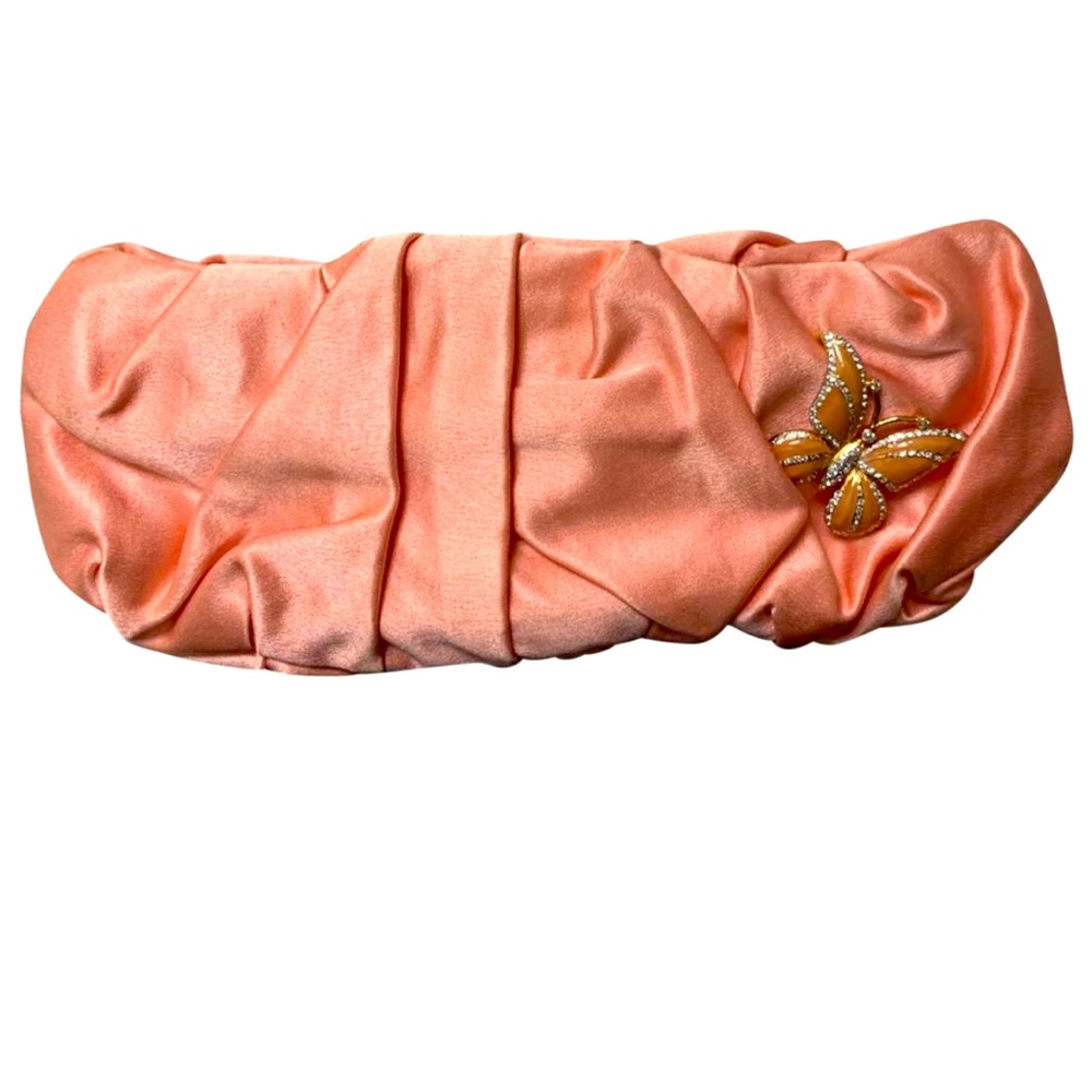 Luca Luca clutch satin peach color.
